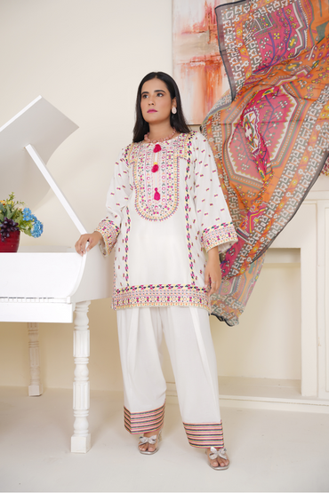 3 Pcs Pearl White Embroidered Lawn Suit