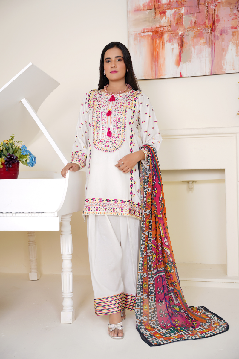 3 Pcs Pearl White Embroidered Lawn Suit