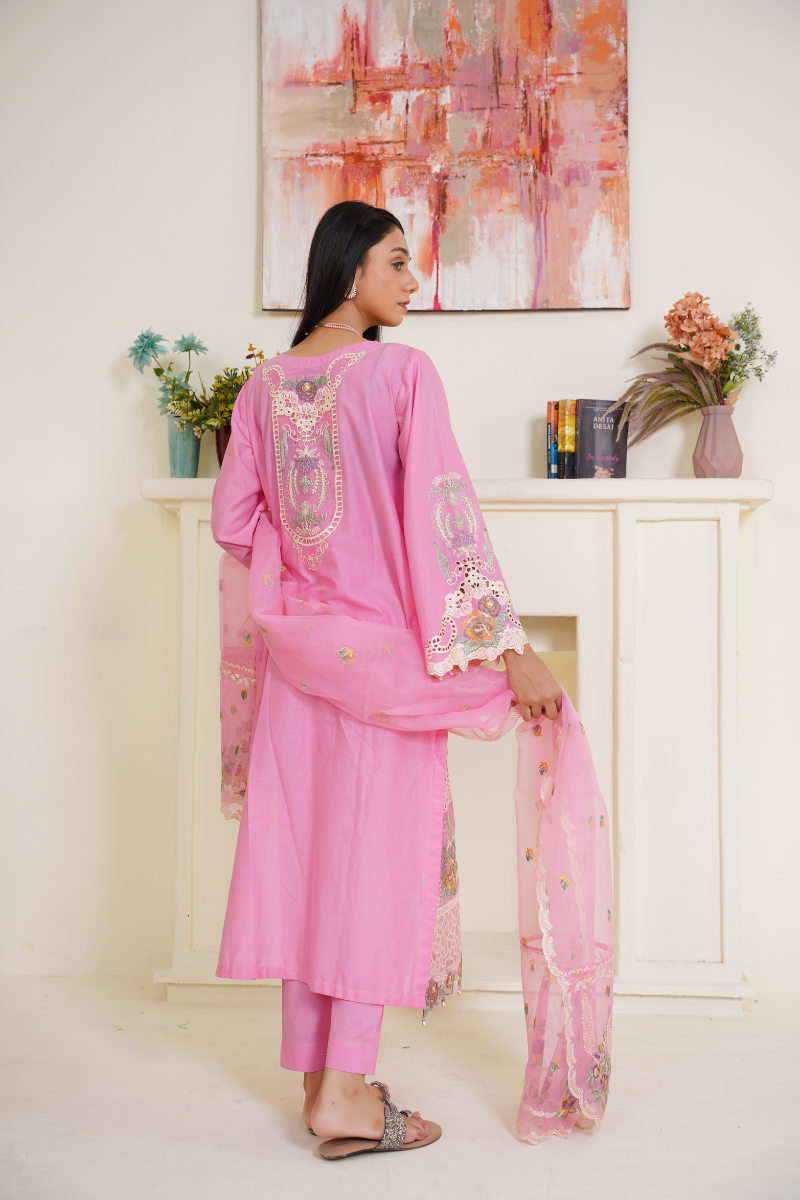 03-Piece Embroidered Lawn Suit Ready To Wear