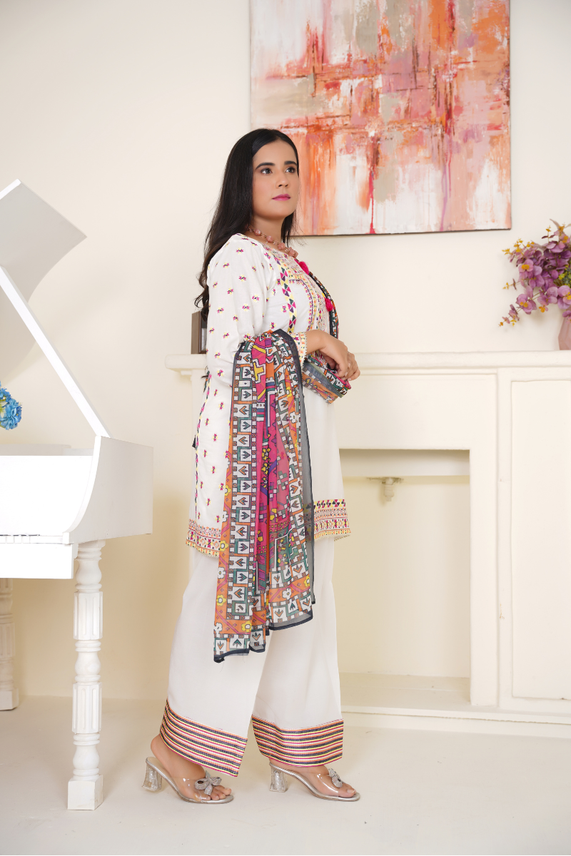 3 Pcs Pearl White Embroidered Lawn Suit