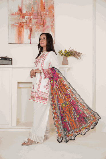 03-Piece Lawn Embroidered Suit