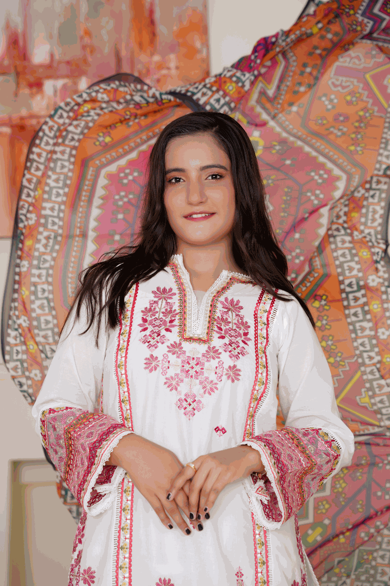 03-Piece Lawn Embroidered Suit