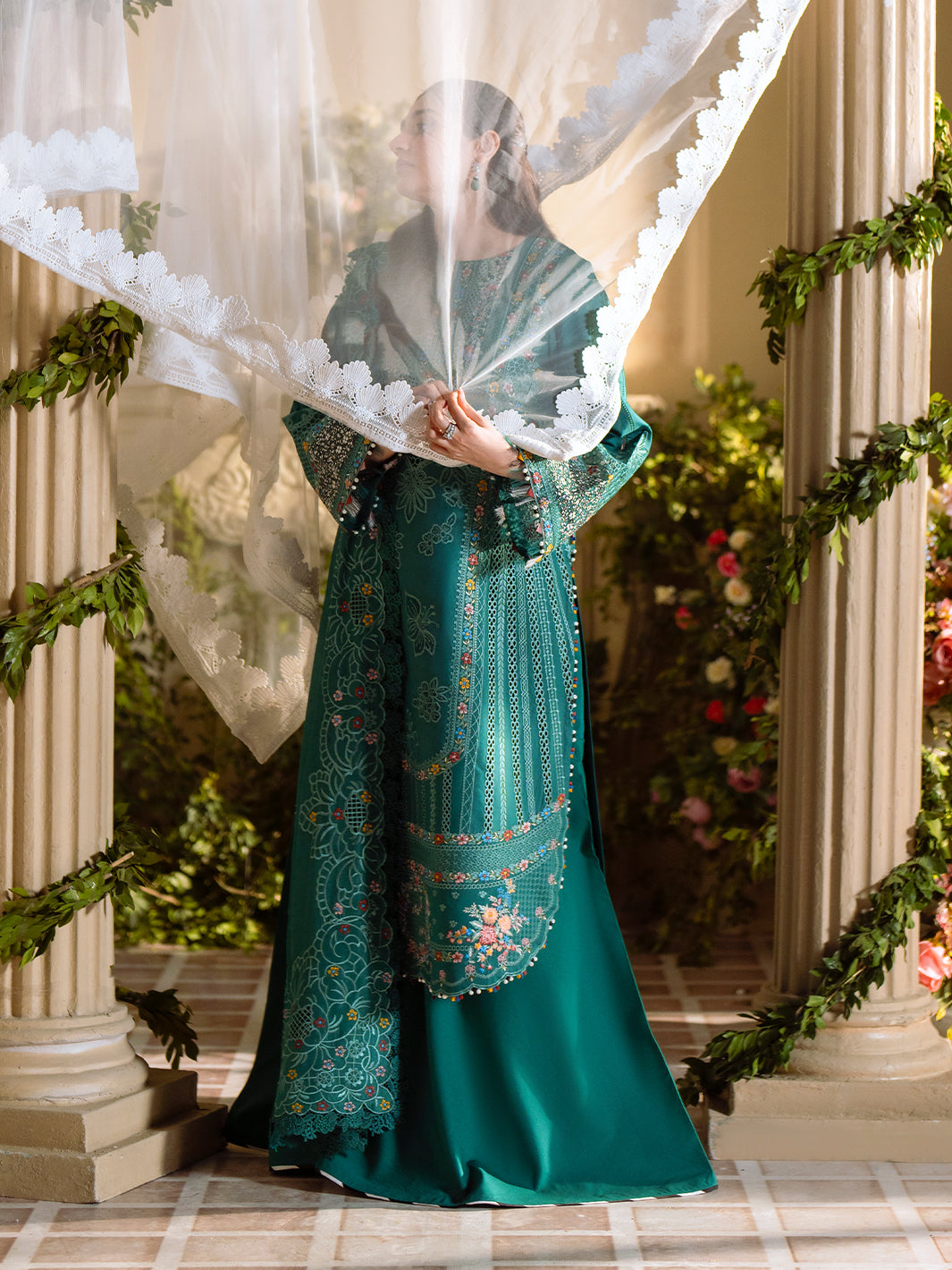 3 PC Luxury Dyed Embroidered Lawn Suit