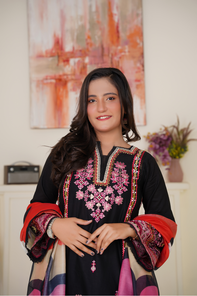03-Piece Lawn Embroidered Suit