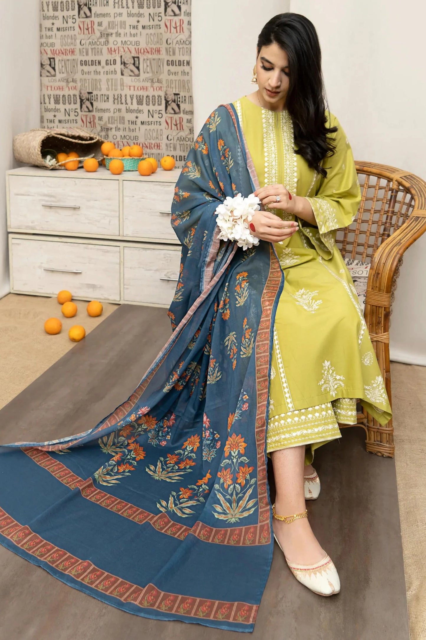 URGE - 3PC LAWN EMBROIDERED SHIRT WITH MANAAR PRINTED DUPATTA AND EMBROIDERED TROUSER