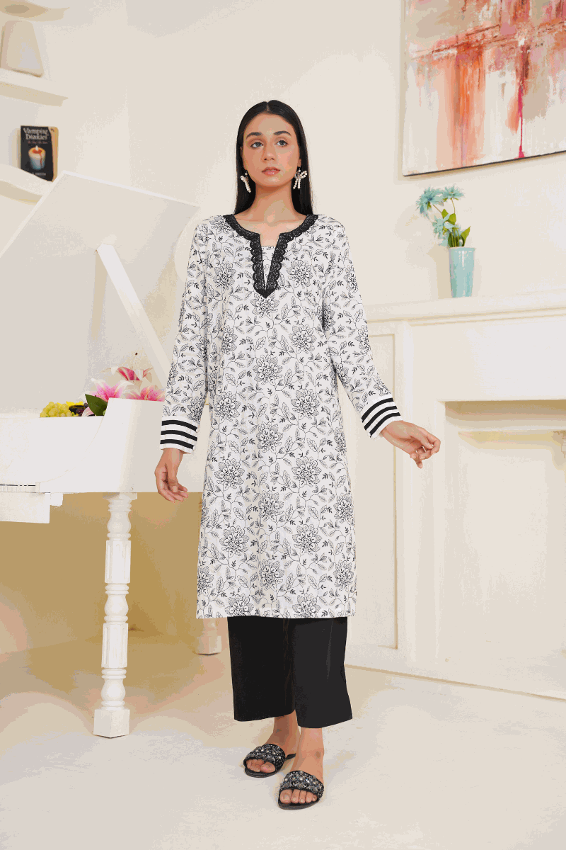 02-Piece Ready to Wear Embroidered Lawn suit