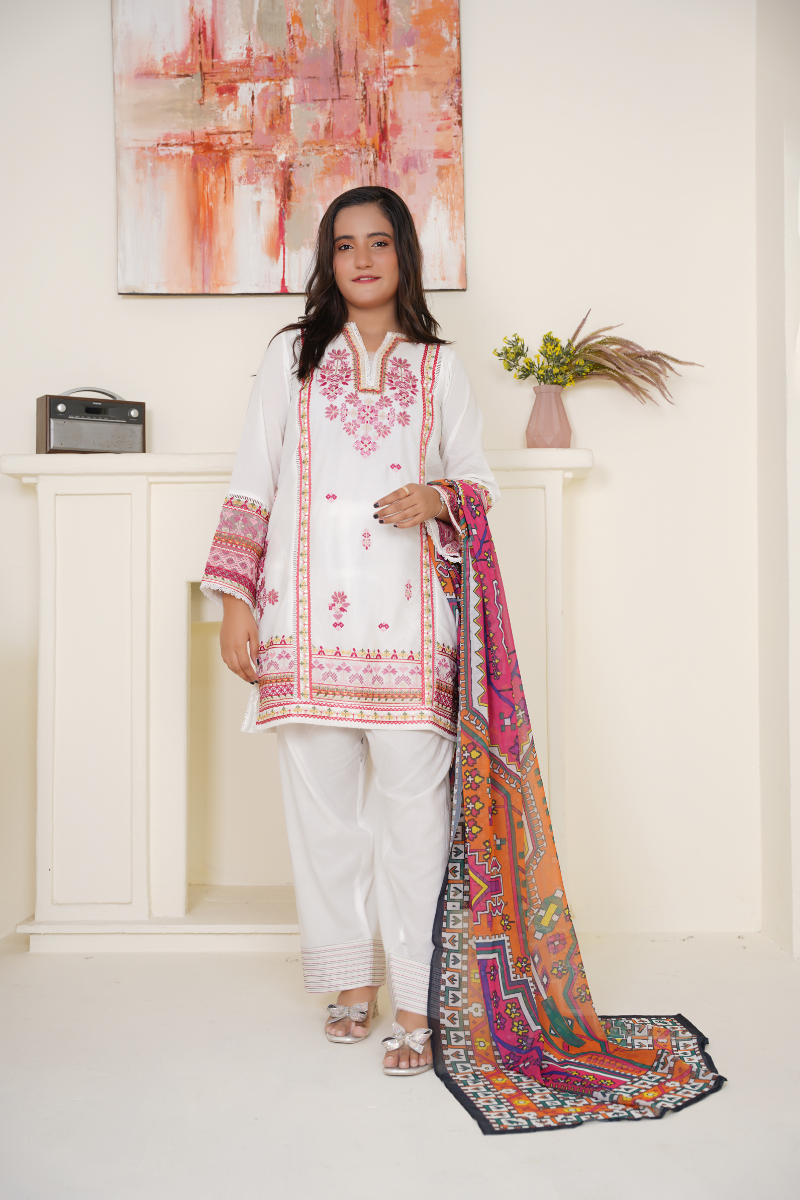 03-Piece Lawn Embroidered Suit