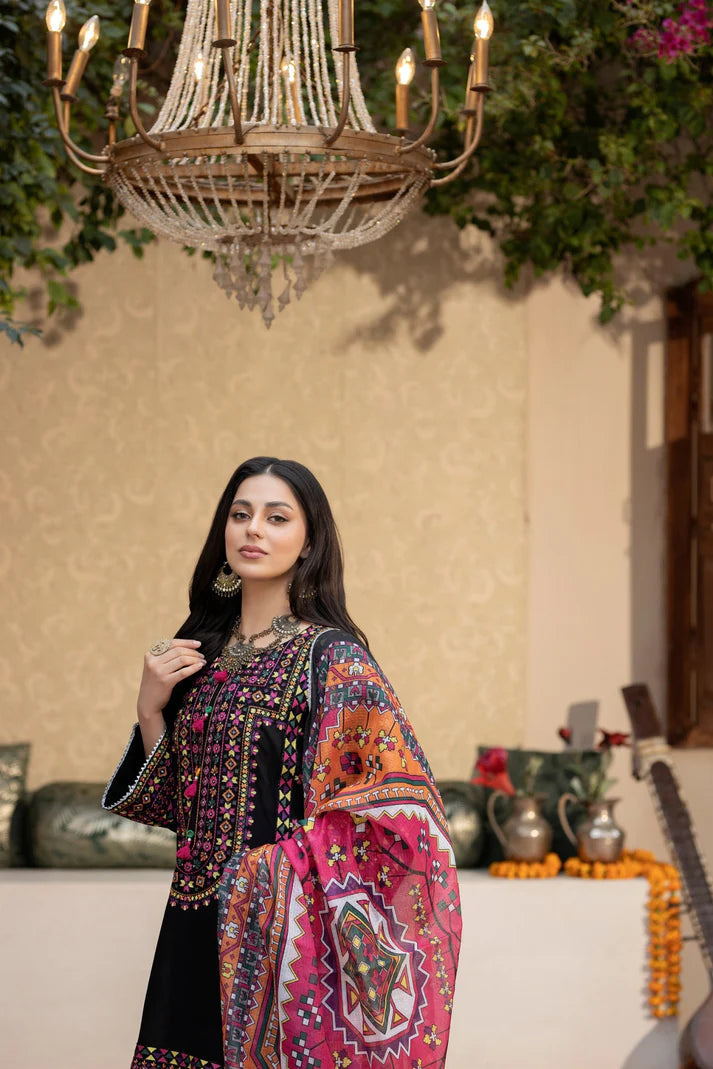 3 Pcs Black Embroidered Lawn Suit