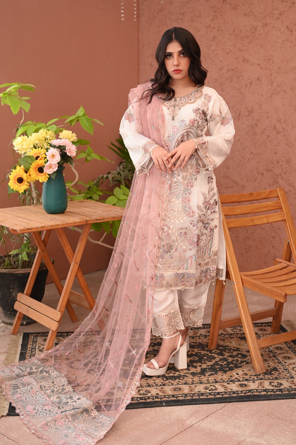 Blush Elegance – 3 Piece Embroidered Luxury Lawn Suit